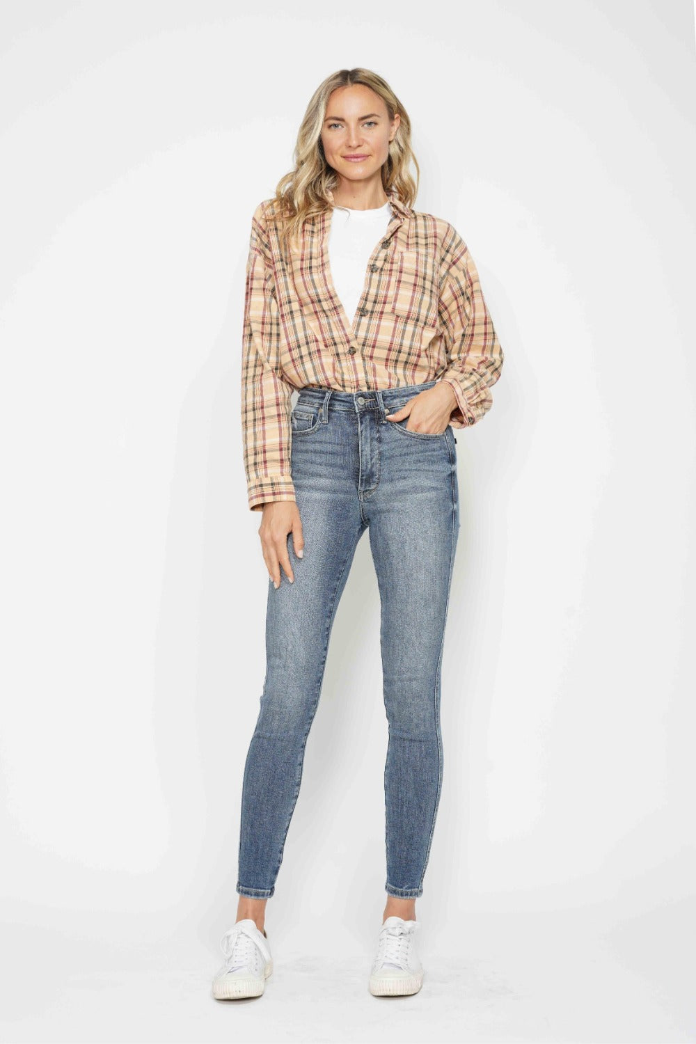 Judy Blue Full Size Tummy Control Contrast Wash Skinny Jeans - Harmony Haven - Essentials