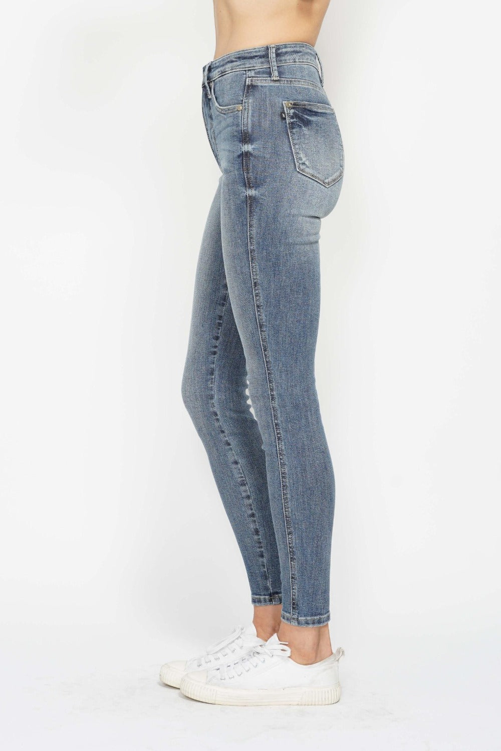 Judy Blue Full Size Tummy Control Contrast Wash Skinny Jeans - Harmony Haven - Essentials