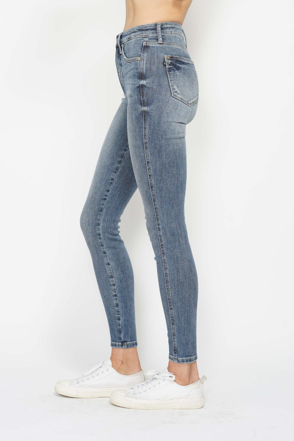 Judy Blue Full Size Tummy Control Contrast Wash Skinny Jeans - Harmony Haven - Essentials